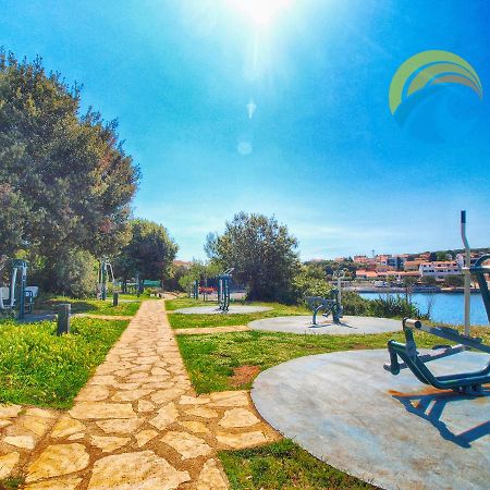 Apartments Zorka 1421 Pjescana Uvala Dış mekan fotoğraf