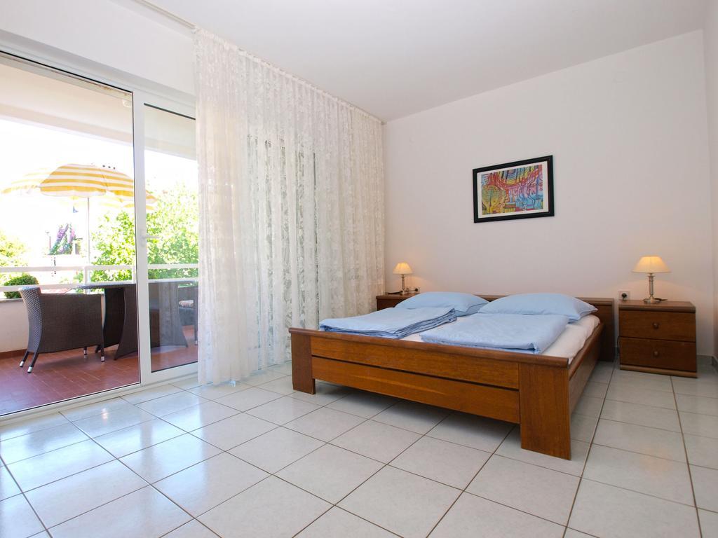 Apartments Zorka 1421 Pjescana Uvala Dış mekan fotoğraf